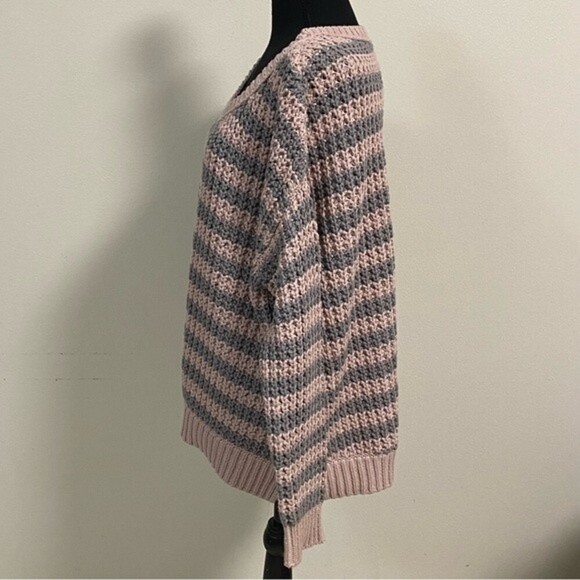 Free People Sweater Women’s Size Medium Pink Gray At The Beach Striped Sweater - Picture 2 of 13